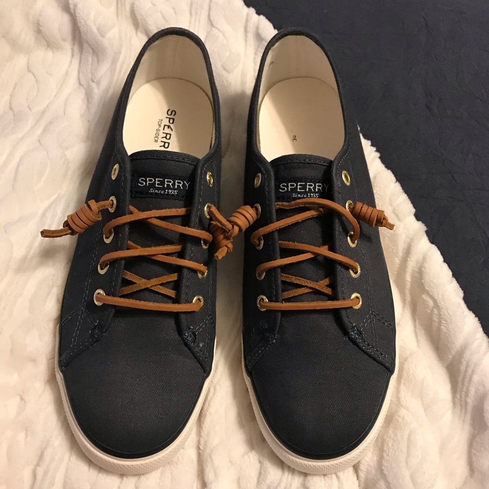 Sperry Sneaker